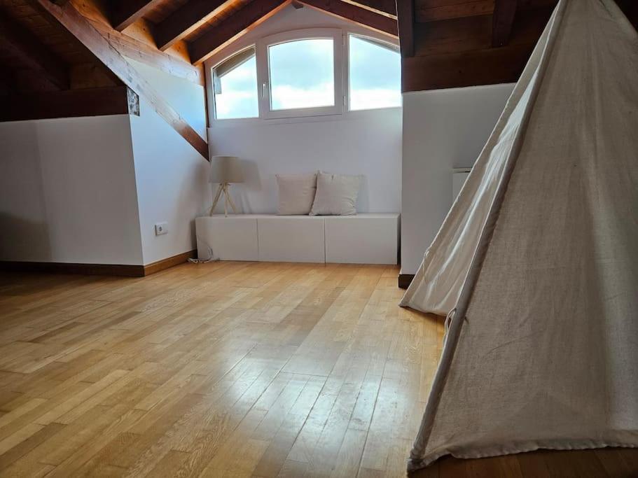 Hébergement de vacances Casa Rovacias C22a01 *